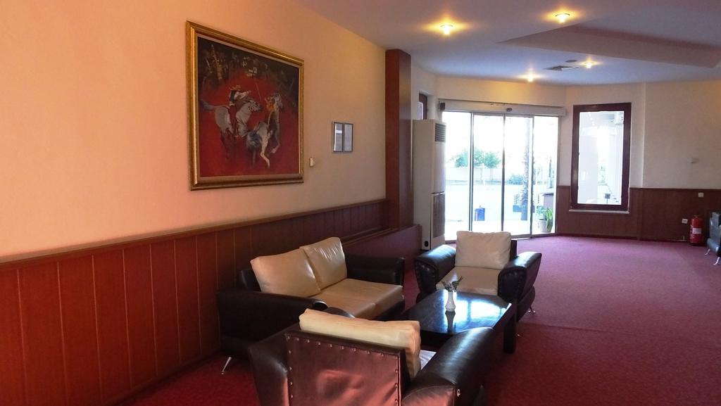 Kemer Uygulama Hotel Екстериор снимка